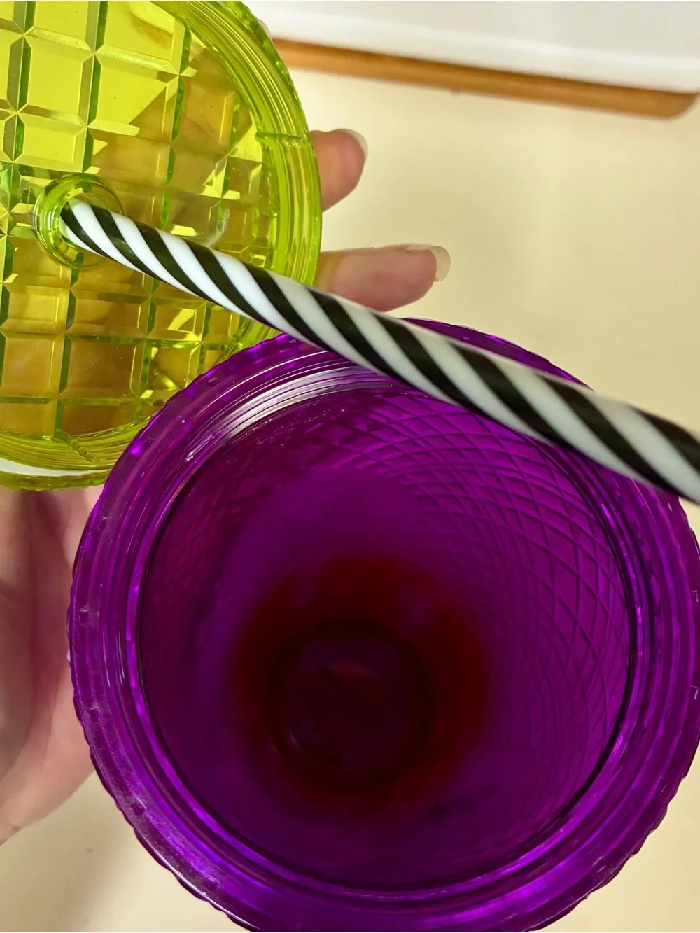 Starbucks She x This ombré purple red jeweled tumbler green top w black white 24